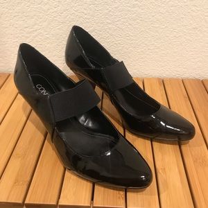 Maryjane Patent Black Pumps